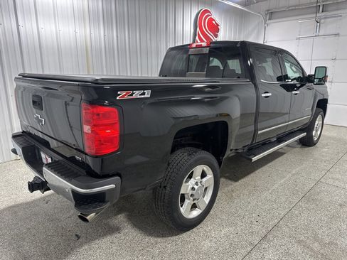Used 2017 Chevrolet Silverado 2500 LTZ w/ Vortec Plus Package image 10