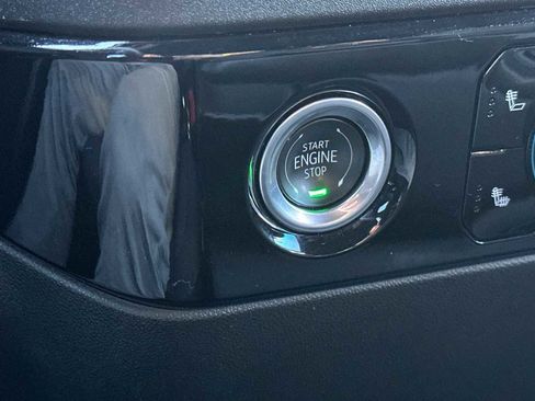 Used 2024 Chevrolet Silverado 1500 LT image 29