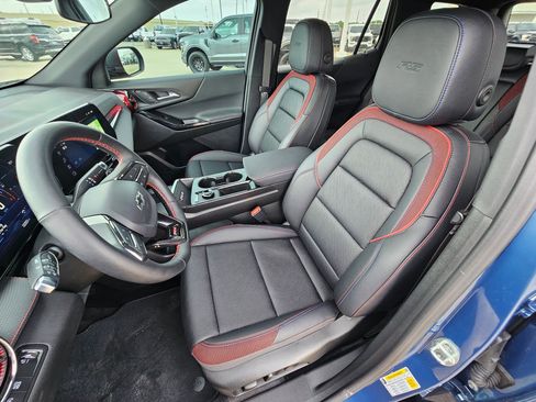 Used 2025 Chevrolet Equinox RS w/ Convenience Package III image 16