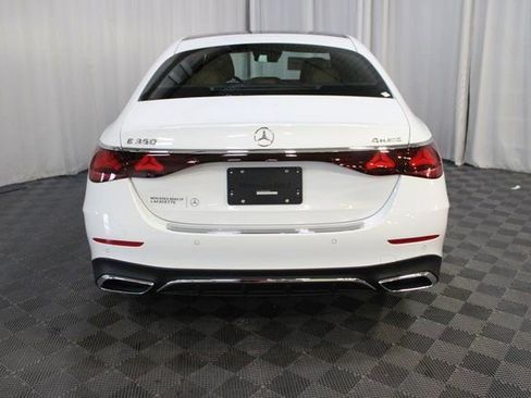 New 2026 Mercedes-Benz E 350 4MATIC Sedan image 5