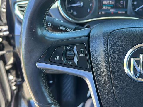 Used 2021 Buick Encore Preferred FWD image 15