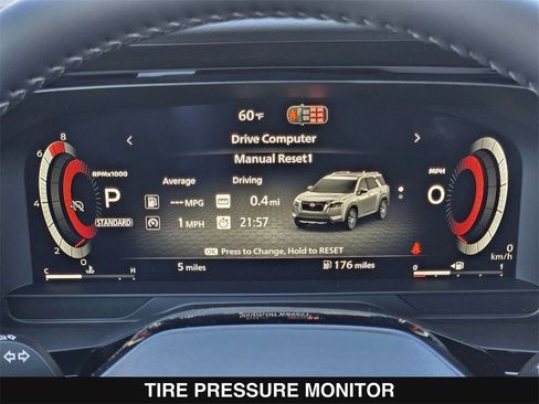 New 2026 Nissan Pathfinder SL image 28