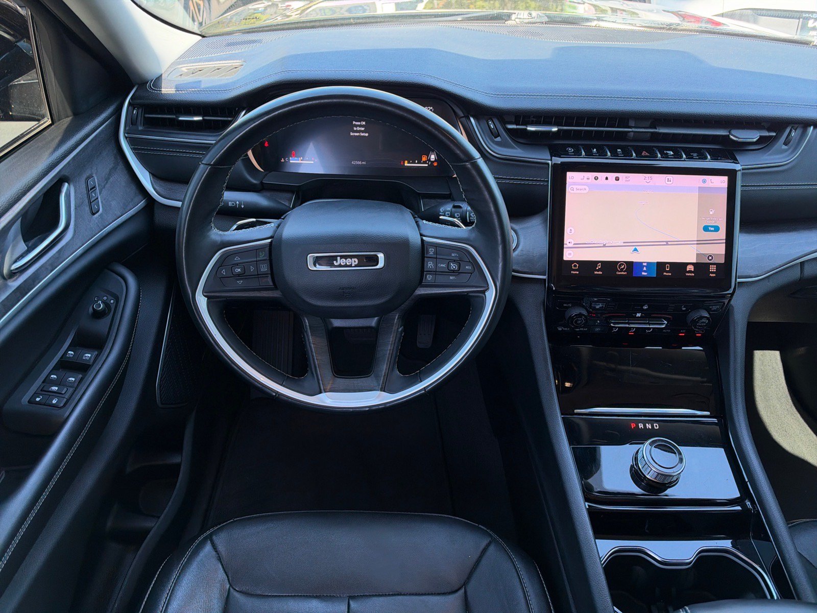 Used 2022 Jeep Grand Cherokee L Limited RWD image 9