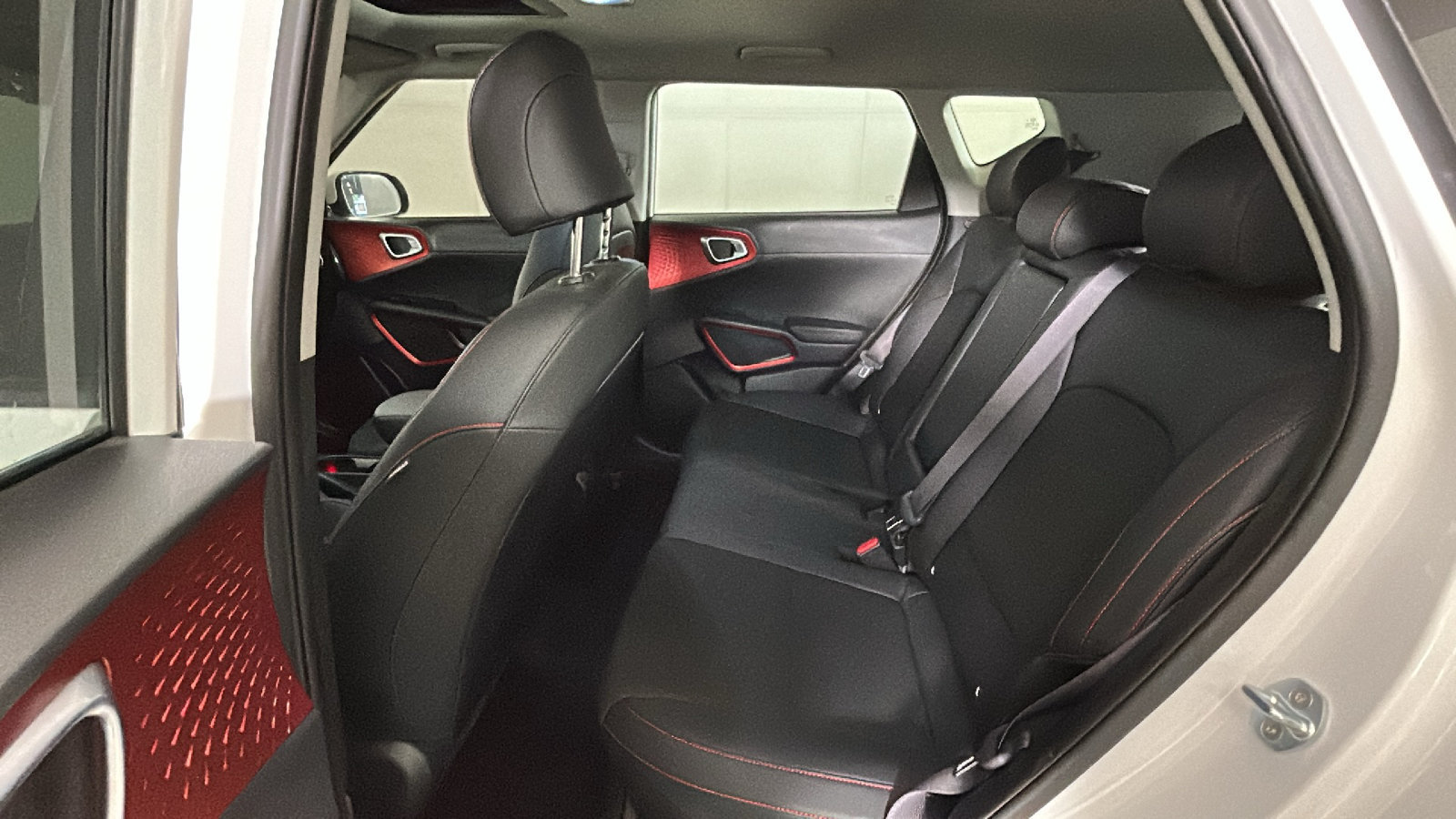 Used 2020 Kia Soul GT-Line Turbo FWD image 32