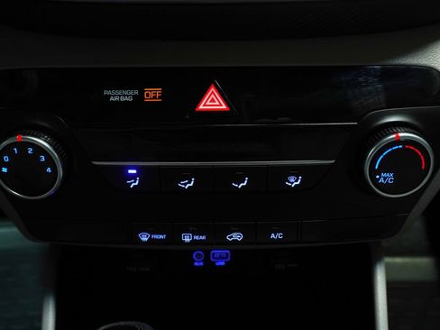 Used 2019 Hyundai Tucson SE AWD/4WD image 17