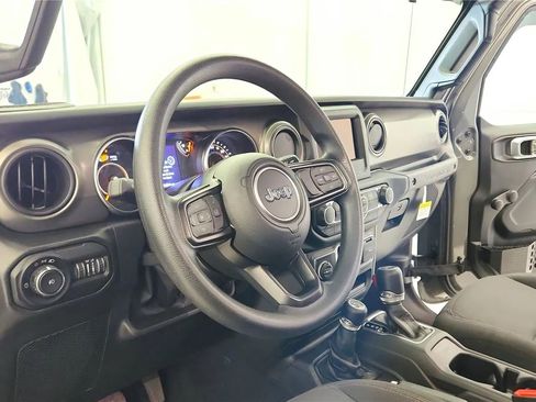 Used 2022 Jeep Wrangler Unlimited Sport AWD/4WD image 14