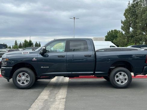 New 2026 RAM 2500 Big Horn AWD/4WD image 7