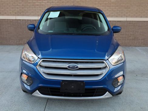 Used 2019 Ford Escape SE image 6