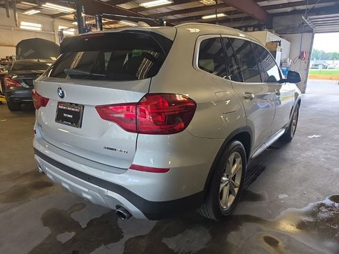 Used 2019 BMW X3 sDrive30i RWD image 3