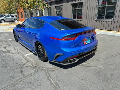 Used 2020 Kia Stinger GT-Line w/ Sun & Sound Package RWD image 3