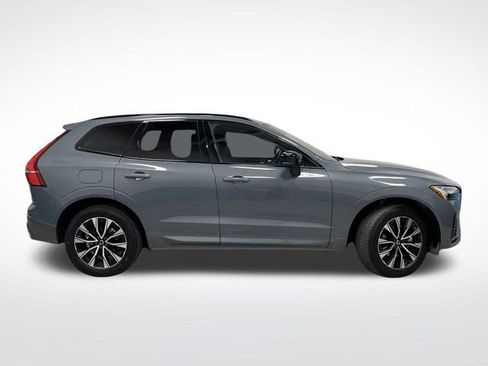 Used 2024 Volvo XC60 B5 Plus w/ Climate Package image 2