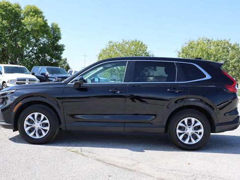 Used 2025 Honda CR-V LX image 8