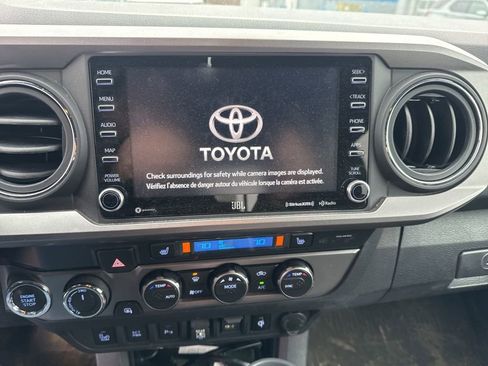 Used 2023 Toyota Tacoma Limited image 8