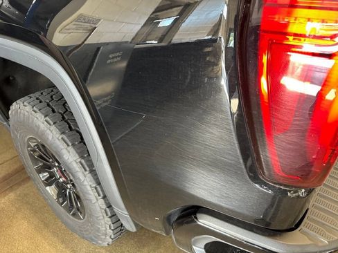 Used 2022 GMC Sierra 1500 AT4X AWD/4WD image 3