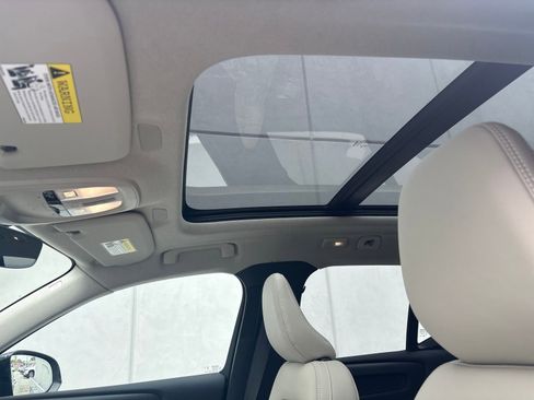 New 2026 Volvo XC40 B5 Plus w/ Protection Package Premier image 26