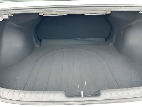 New 2026 Hyundai Elantra Sport FWD image 17