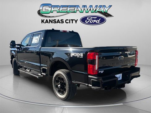 New 2026 Ford F250 Lariat w/ Black Appearance Package image 5