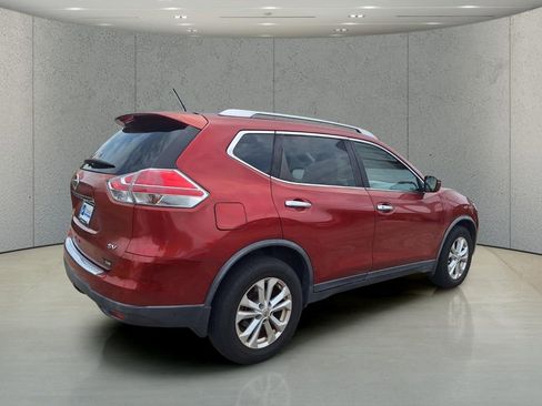 Used 2016 Nissan Rogue SV FWD image 5