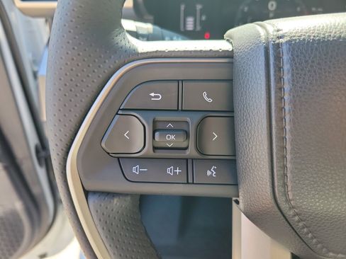 New 2026 Toyota 4Runner SR5 RWD image 18