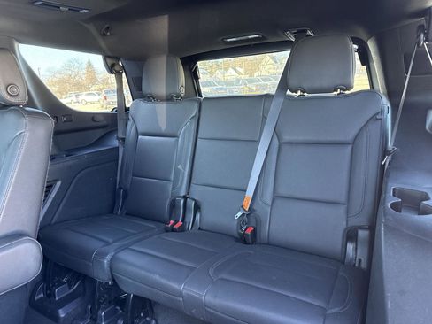 Used 2022 Chevrolet Tahoe Z71 w/ Z71 Off-Road Package image 13