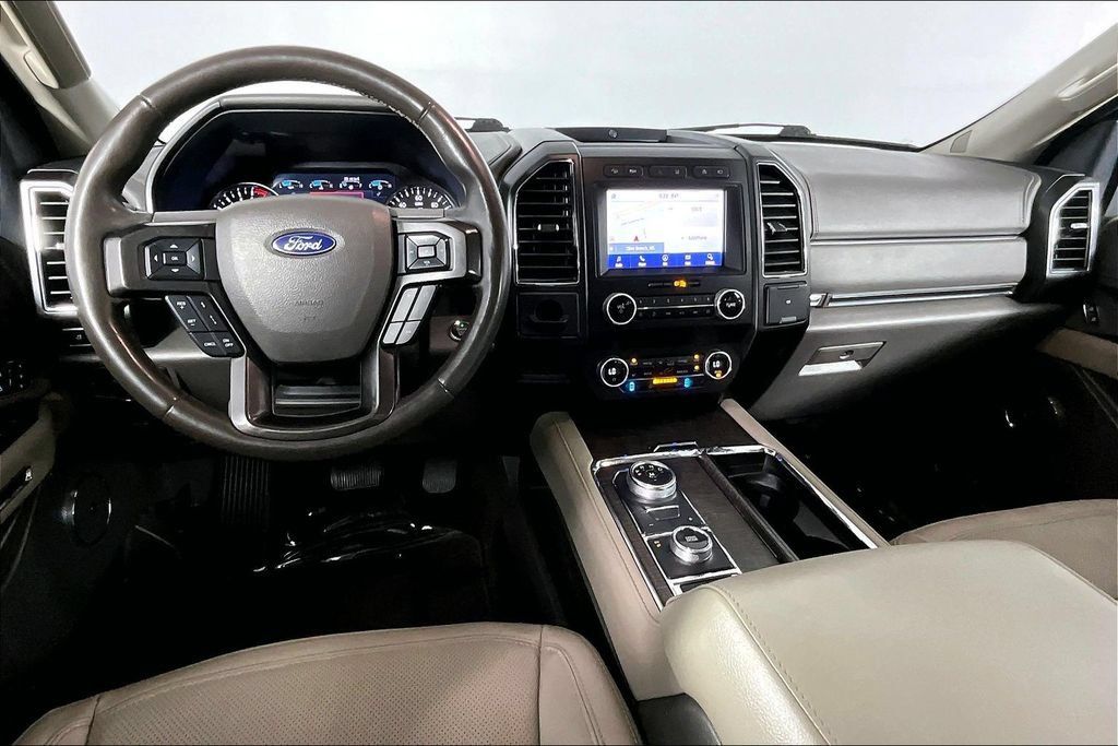 Used 2021 Ford Expedition Limited AWD/4WD image 15