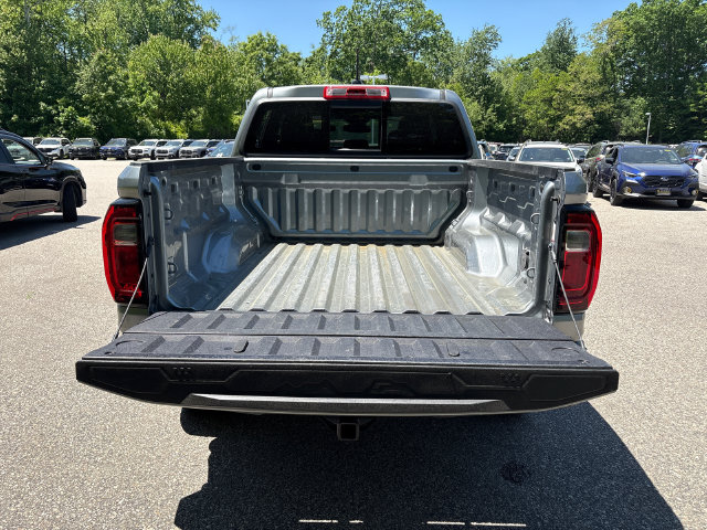 Used 2024 GMC Canyon Elevation w/ Elevation Premium Package AWD/4WD image 13