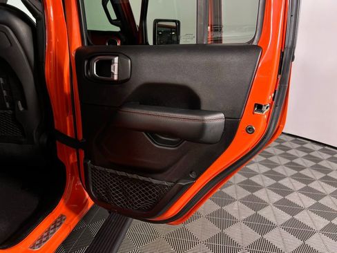 Used 2020 Jeep Gladiator Rubicon image 32