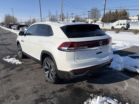 New 2026 Volkswagen Atlas Cross Sport SE image 6
