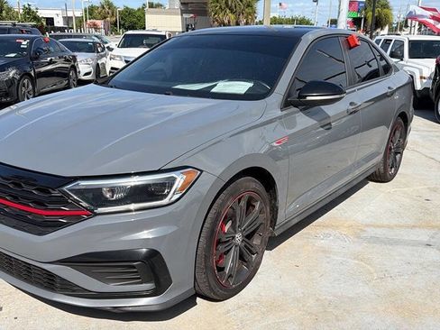 Used 2019 Volkswagen Jetta GLI FWD image 14