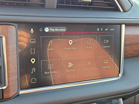 Used 2024 GMC Yukon Denali Ultimate image 19