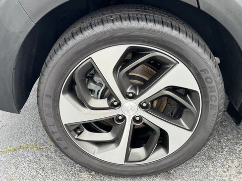 Used 2017 Hyundai Tucson Sport w/ Cargo Package FWD image 6
