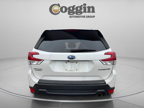Used 2019 Subaru Forester Limited w/ Popular Package #3 image 4