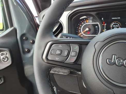 Used 2026 Jeep Gladiator Sport AWD/4WD image 20
