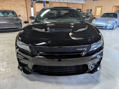 Used 2018 Dodge Charger SRT Hellcat w/ Harman/Kardon Audio Group RWD image 6