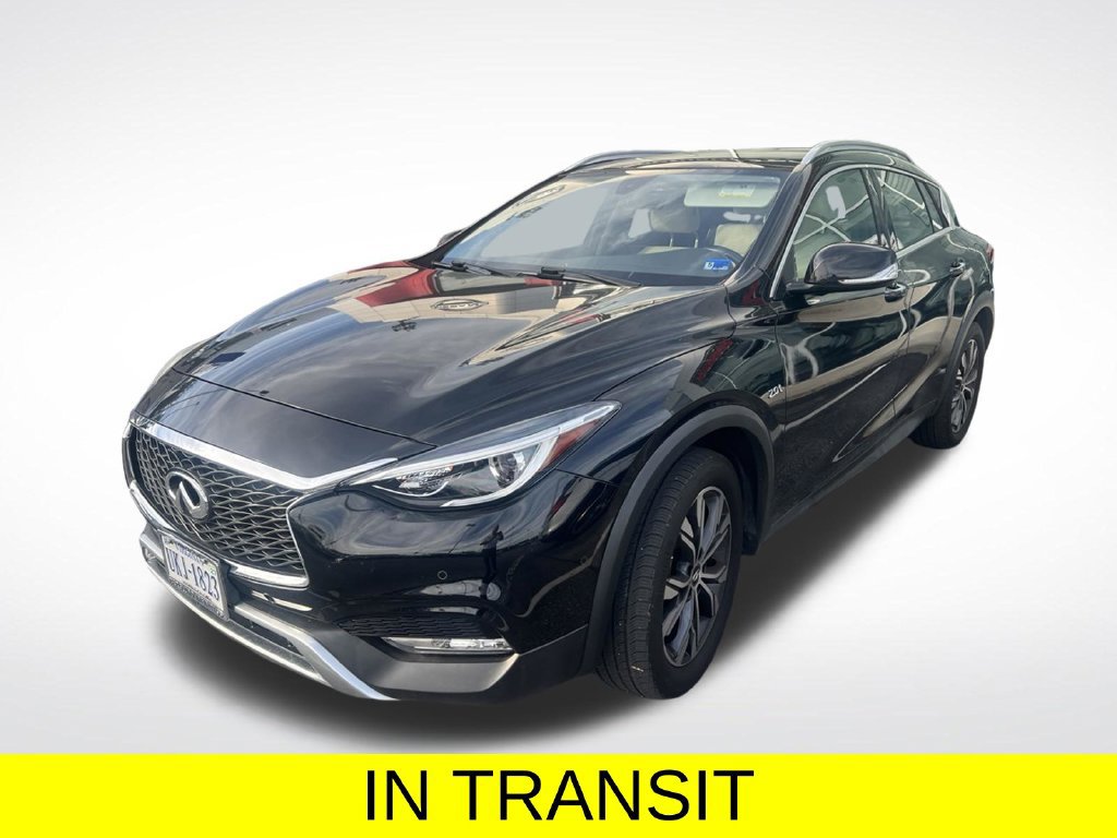 Used 2017 INFINITI QX30 Premium w/ Navigation Package AWD/4WD image 1