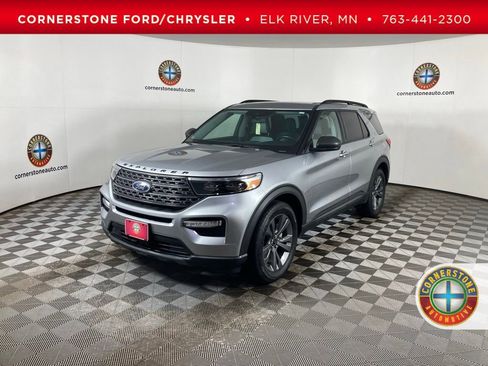Used 2021 Ford Explorer XLT w/ Equipment Group 202A image 1