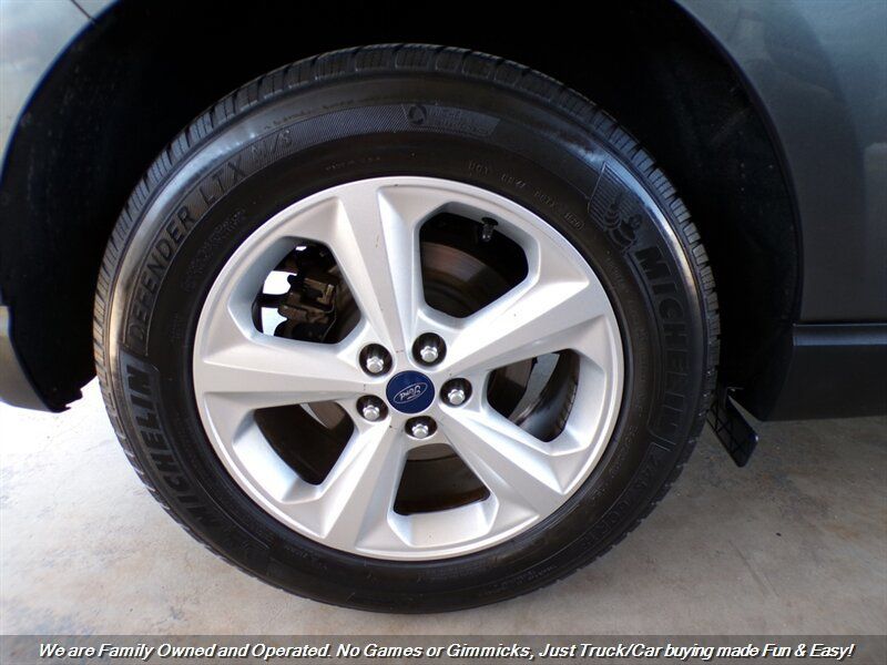 Used 2015 Ford Edge SE FWD image 38
