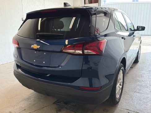 Used 2023 Chevrolet Equinox LS w/ LS Convenience Package FWD image 5