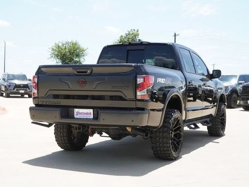 Used 2024 Nissan Titan PRO-4X w/ Pro-4x Convenience Package AWD/4WD image 9