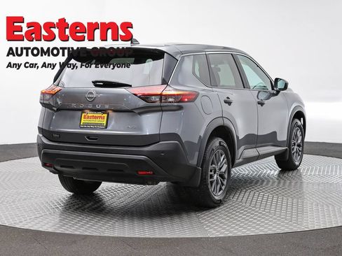 Used 2023 Nissan Rogue S AWD/4WD image 5