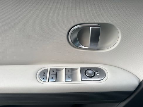 Certified 2024 Hyundai Ioniq 5 SEL image 11