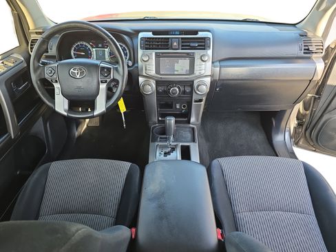 Used 2015 Toyota 4Runner SR5 image 9