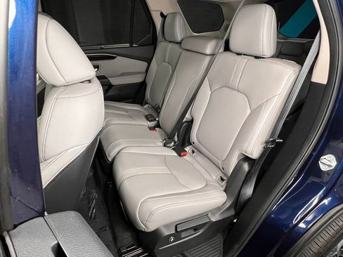 Used 2023 Honda Pilot Touring image 21