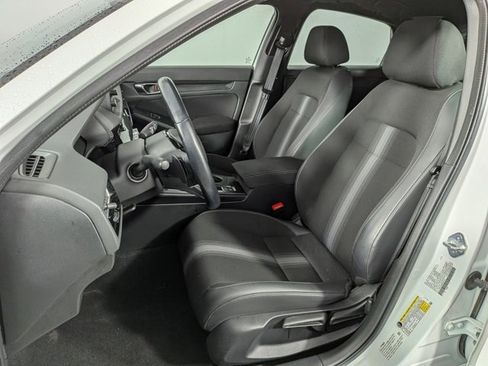 Used 2023 Honda Civic Sport image 14