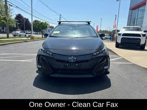 Used 2022 Toyota Prius Prime Limited FWD image 9
