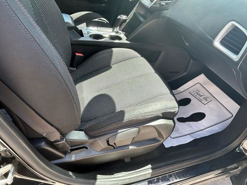 Used 2017 Chevrolet Equinox LT w/ Convenience Package FWD image 12