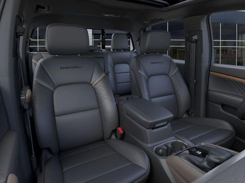 New 2026 GMC Canyon Denali image 16