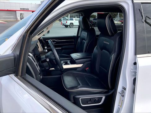 Used 2022 RAM 1500 Laramie image 8
