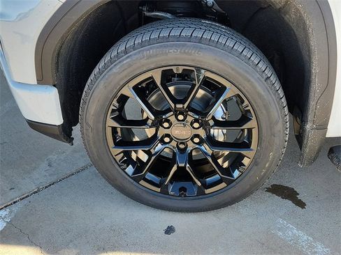 New 2026 GMC Sierra 1500 Denali w/ Technology Package image 7