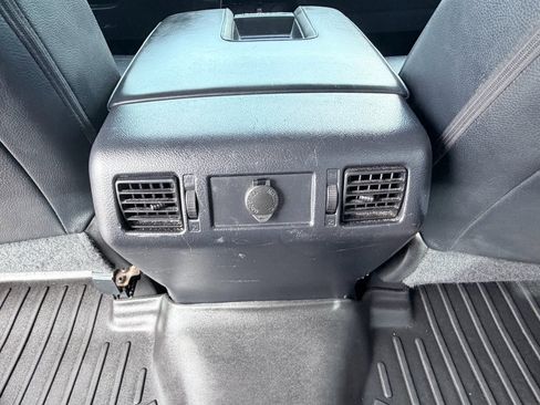 Used 2017 Toyota Tundra Limited AWD/4WD image 32